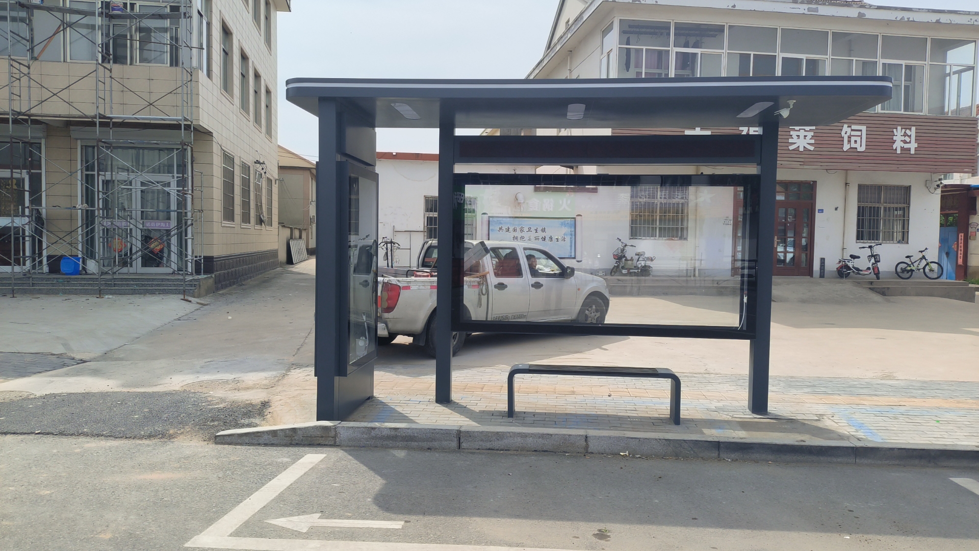 淮安金湖候車亭項(xiàng)目發(fā)貨